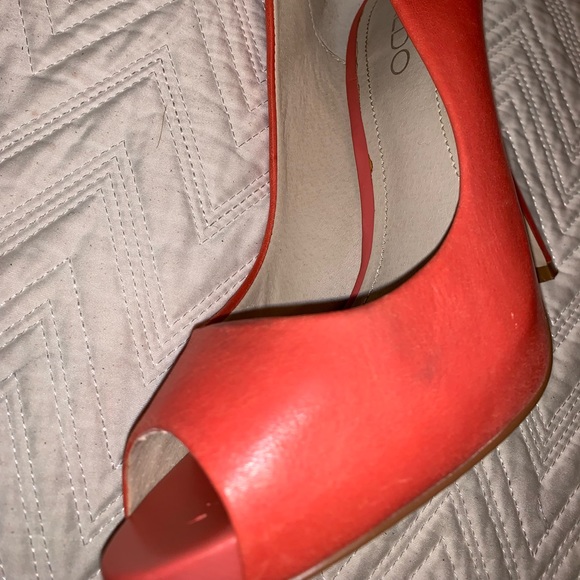 Aldo - Picture 5 of 8